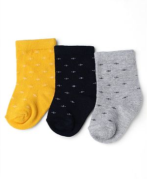 Cute Walk by Babyhug Knit Calf Length Anti Bacterial Designed ed Socks Pack of 3 - Black, Grey & Yellow