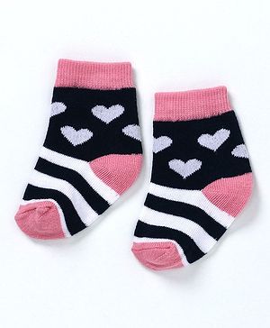 Cute Walk by Babyhug Non Terry Antibacterial Ankle Length Socks Hearts Design - Black Pink - 4-5 YRS Pink