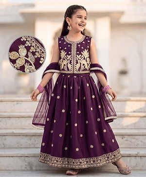 Pine Kids Woven Sleeveless Lehenga Choli with Dupatta and Peacocks and Foliage Embroidery in Violet