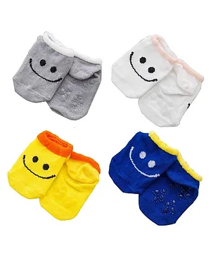 Syga Anti Slip Smile Design Ankle Length Socks Pack of 4 - Multicolor