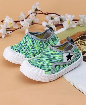 Cute Walk by Babyhug Casual Shoes with Velcro - Green