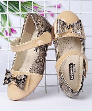 Cute Walk by Babyhug Party Wear Bellies With Bow Motif - Beige