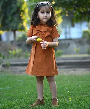 Piccolo Short Sleeves Solid Bow Dress - Brown