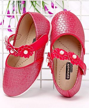 Cute Walk by Babyhug Party Wear Belly Shoes Floral Motifs - Red