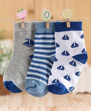 Cute Walk by Babyhug Ankle Length Non Terry Anti-bacterial Stripes & Boat Design Socks Pack of 3 Pairs - Blue Grey