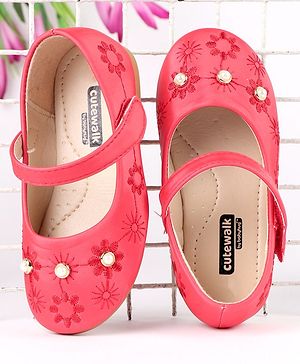 Cute Walk by Babyhug Party Wear Belly Shoes Bead Detailing - Red