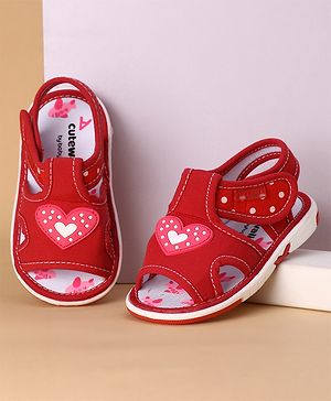 Cute Walk by Babyhug Musical Sandals Heart Patch - Red