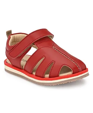 Tuskey Hollow Round Toe Sandals - Red