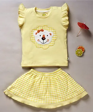 Pranava Organic Cotton Sleeveless Lion Patch Top With Checked Skirt - Yellow