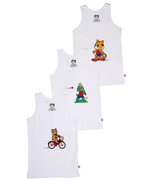 Snhug Sleeveless Pack Of 3 Outdoor Play Game Theme Vest - White