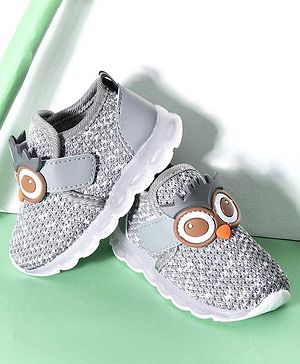 firstcry footwear