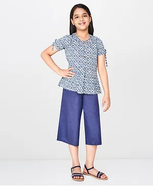 Global Desi Girl Regular Fit Printed Half Sleeves Top - White & Blue