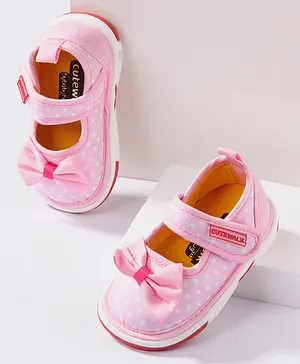 firstcry baby sandals
