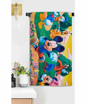 Sassoon Microfiber Bath Towel Mickey Mouse & Friends Print - Multicolor