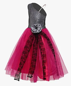 Samsara Couture Flower At Waistline Sleeveless Gown - Pink & Black