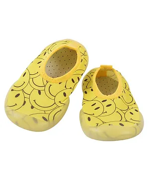 Yellow Bee Smiley Comfy Sock Shoes - Yellow