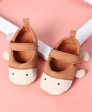 ethnic shoes for baby girl