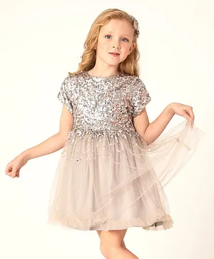 Cherry Crumble By Nitt Hyman Short Sleeves Sequin Embellished Flared Dress With Bow Hair Clips - Grey