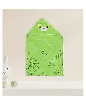 The Little Lookers  Hooded Towel  Green - (Print May Vary) 