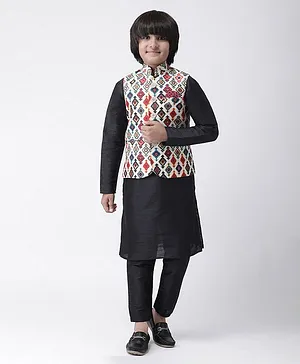 HANGUP Full Sleeves Kurta With Pajama  & Geometric Print Waistcoat - Black