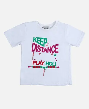BownBee Half Sleeves Play Holi Printed Tee - White