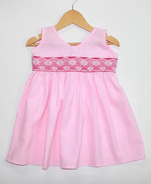 Many frocks & Lace Embellished Sleeveless Dress - Pink