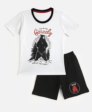 KIDSCRAFT Half Sleeves Grizzly Bear Tee With Shorts - White