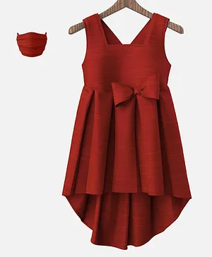 HEYKIDOO Sleeveless Box Pleated High Low Style Dress With Matching Mask - Red