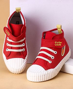 Cute Walk by Babyhug Casual Shoes - Red