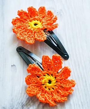 Bobbles & Scallops Crochet Daisy Hair Clip - Orange