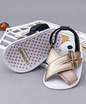 Cute Walk by Babyhug Booties - Gloden