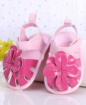 Cute Walk by Babyhug Booties Floral Applique - Beige