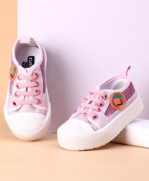 Cute Walk by Babyhug Casual Shoes Carrot Applique - Pink