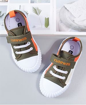 Cute Walk by Babyhug Casual Shoes - Green