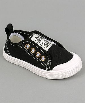 Cute Walk by Babyhug Casual Shoes - Black