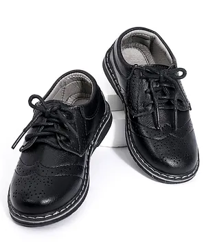 Cute Walk by Babyhug Fomal Shoes - Black