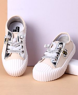 Cute Walk by Babyhug Casual Shoes - Beige