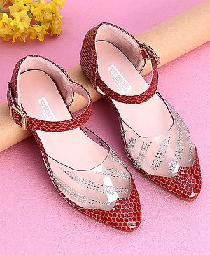 Cute Walk by Babyhug Sandals - Red