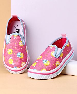Cute Walk by Babyhug Casual Shoes - Pink