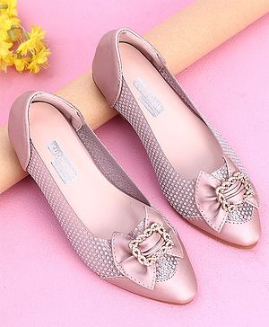 Cute Walk by Babyhug Party Wear Belly Shoes Bow Applique - Pink