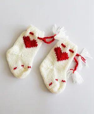 Woonie Heart Detailing Handmade Socks - Cream