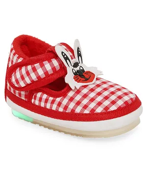 Chiu Checkered Musical LED Shoes - Red