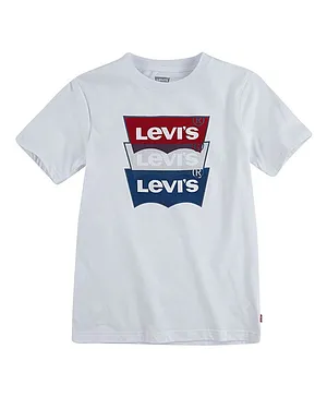 Levi's® Half Sleeves Batwing Logo Printed Tee - White