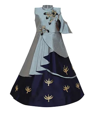 Aarika Sleeveless Floral Detailing Gown - Grey