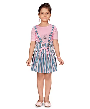 Aarika Short Sleeves Printed Tee With Striped Dungaree - Pink
