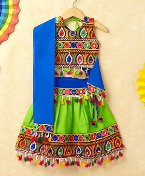 Banjara India Sleeveless Navratri Kutchi Embroidery Detailing Halter Neck Choli With Lehenga & Dupatta - Green