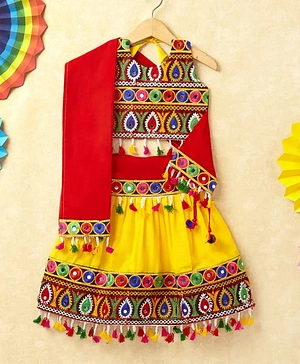 Banjara India Sleeveless Navratri Kutchi Embroidery Detailing Halter Neck Choli With Lehenga & Dupatta - Yellow
