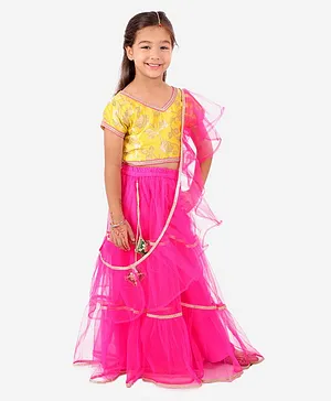 KID1 Short Sleeves Floral Design Jacquard Choli With Lehenga & Dupatta - Yellow Pink
