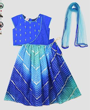 Kinder Kids Cap Sleeves Tiny Flower Embroidery Choli With Lehenga & Dupatta - Blue