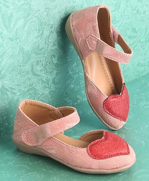 Pine Kids Belly Shoes Heart Applique - Peach